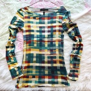 BCBGMaxAzria Long sleeve top. Sz S. Multicolor.